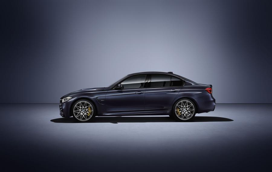 BMW M3 30 Years M3 2016 года  (фото 41 из 43)
